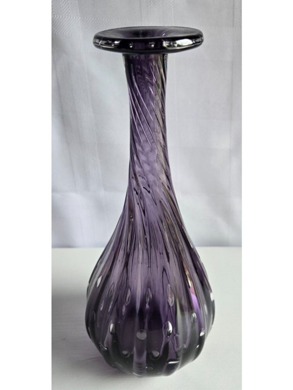 VTG Murano Italy Blown Glass Amethyst Vase Swirl & Controlled Bubbles 10.25 inch - Picture 4 of 9